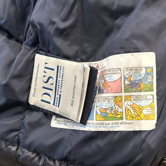 Moncler baby coat, 6-9m - Picture 4 of 5